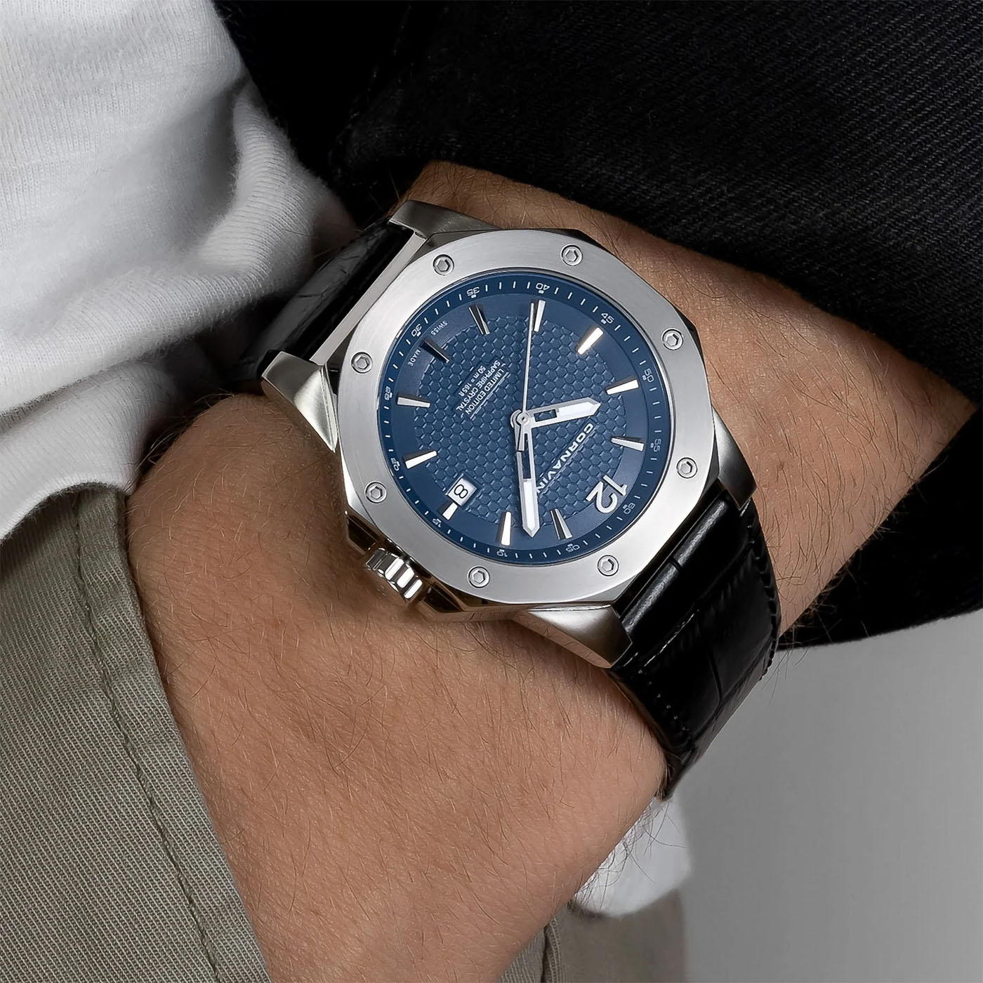 Cornavin CO 2021-2004 au poignet
